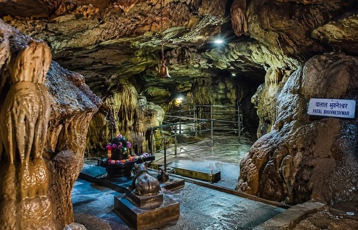 Patal Bhuvneshwar Cave